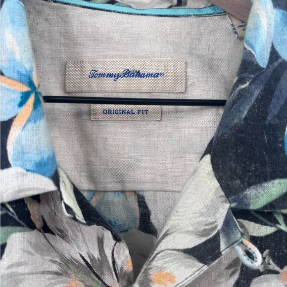 Tommy Bahama 100% Linen Black Floral Hawaiian Shirt Size XL - Picture 2 of 6